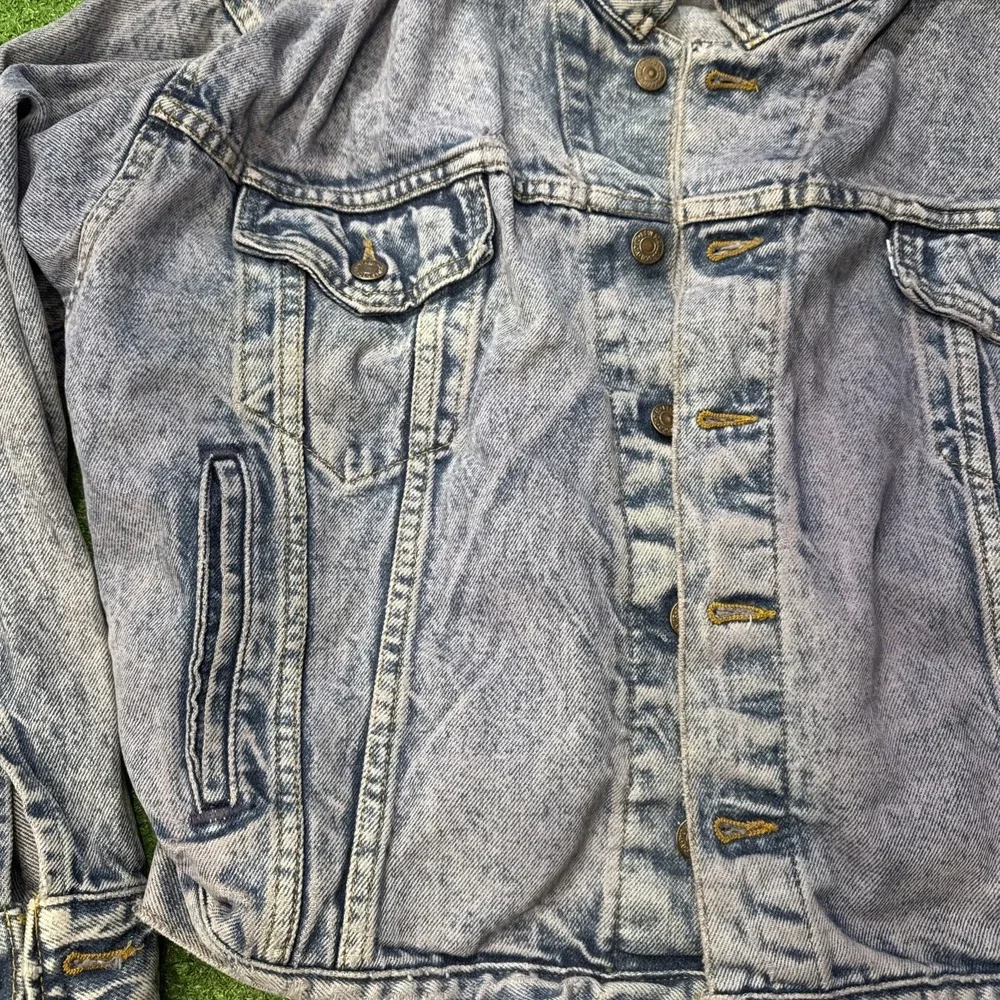 Vtg 80s-90s Levis Denim Trucker Jacket‎ Sz M Made In USA Purple Wash Indigo